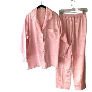 Victoria’s Secret pjs satin pink top and pants SZ S. NWOT